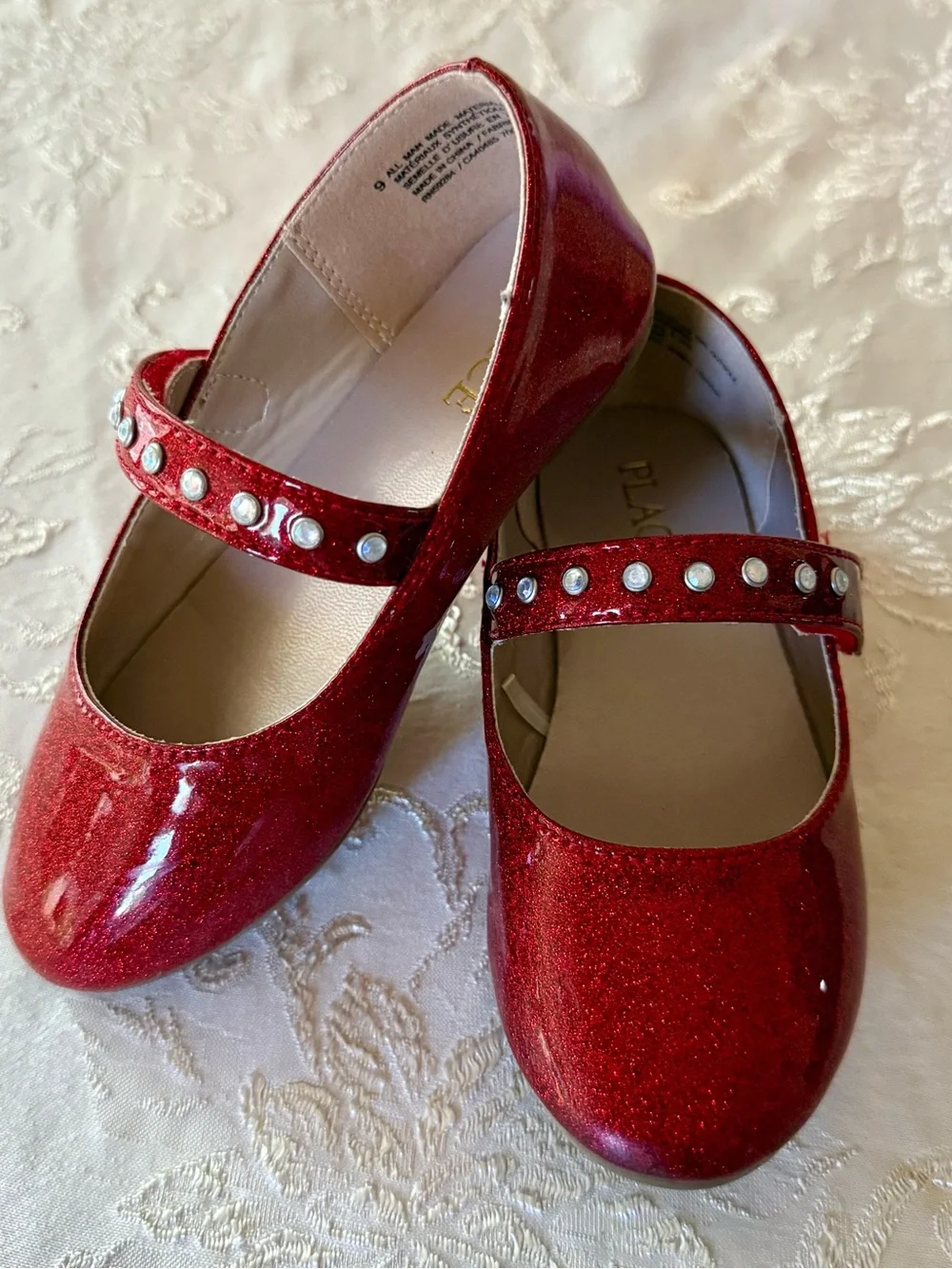 The Children’s Place Girls Red Glitter Mary Jane Flats with Pearl Strap, Size 9